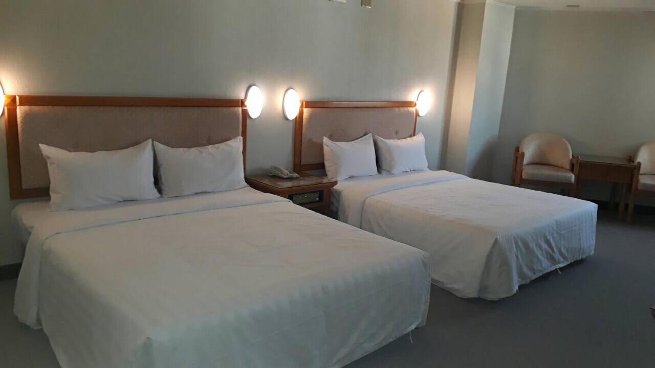 Kenting City Gate Hotel Hengchun Exterior photo